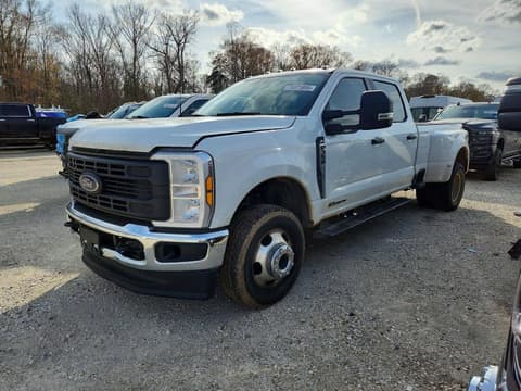 2025 Ford F-350 Super Duty, VIN 1FT8W3DT9SEC61544. Фото 1 з 6 з аукціону Copart. Каталог авто зі США OpenDataCar.