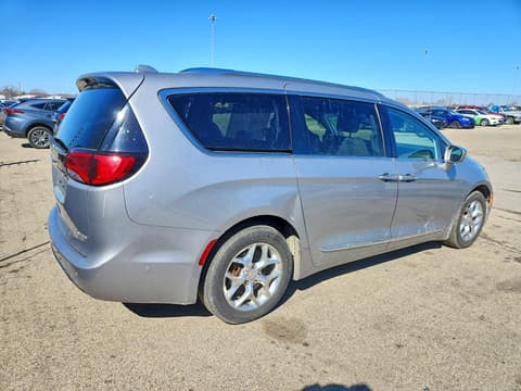 2019 Chrysler Pacifica, VIN 2C4RC1GG8KR508281. Фото 3 з 6 з аукціону Copart. Каталог авто зі США OpenDataCar.