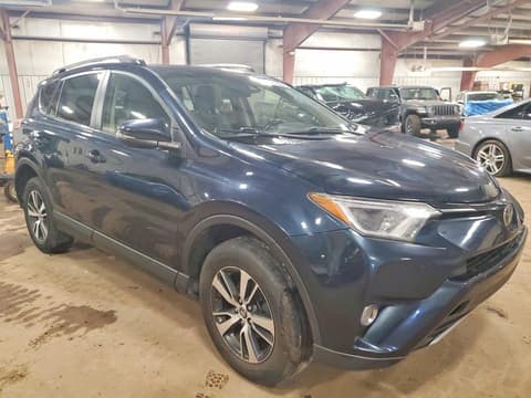 2017 Toyota RAV4, VIN JTMRFREV1HD202901. Фото 4 з 6 з аукціону Copart. Каталог авто зі США OpenDataCar.