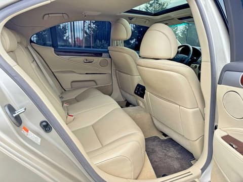 2017 Lexus LS 460, VIN JTHBL5EF2H5143975. Фото 6 з 6 з аукціону Copart. Каталог авто зі США OpenDataCar.