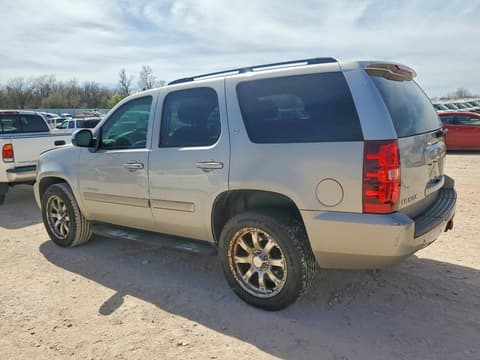2008 Chevrolet Tahoe, VIN 1GNFC13J28R253296. Фото 2 з 6 з аукціону Copart. Каталог авто зі США OpenDataCar.