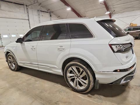 2022 Audi Q7, VIN WA1LXBF78ND011802. Фото 2 з 6 з аукціону Copart. Каталог авто зі США OpenDataCar.