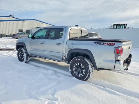 2023 Toyota Tacoma, VIN 3TMCZ5AN3PM594715. Фото 2 з 6 з аукціону Copart. Каталог авто зі США OpenDataCar.
