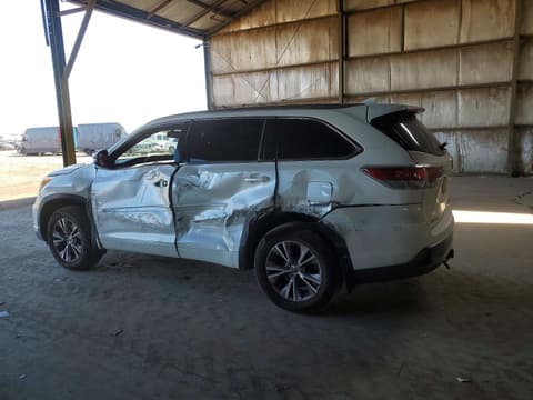 2014 Toyota Highlander, VIN 5TDJKRFH5ES070520. Фото 2 з 6 з аукціону Copart. Каталог авто зі США OpenDataCar.