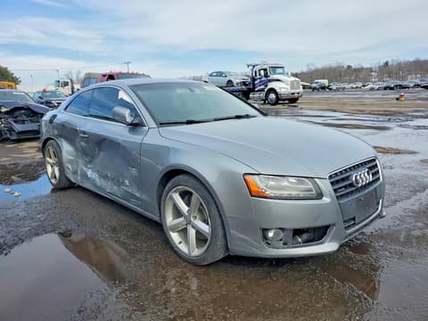 2010 Audi A5, VIN WAULFAFR8AA026054. Фото 4 з 6 з аукціону Copart. Каталог авто зі США OpenDataCar.