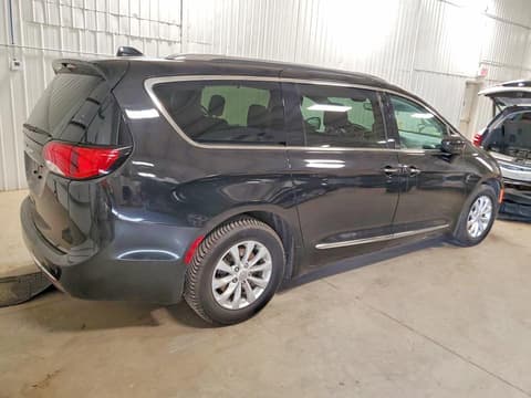 2019 Chrysler Pacifica, VIN 2C4RC1BG6KR550326. Фото 3 з 6 з аукціону Copart. Каталог авто зі США OpenDataCar.