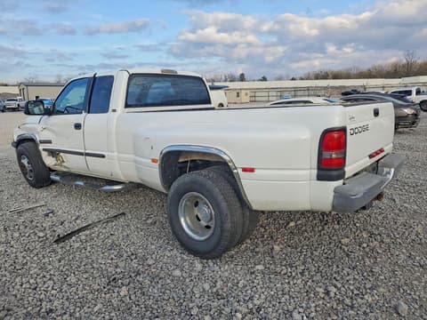 2001 Dodge Ram 3500, VIN 1B7MC33681J558930. Zdjęcie 2 z 6 z aukcji Copart. Katalog aut z USA OpenDataCar.