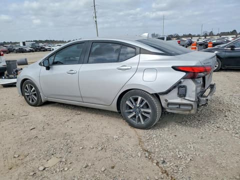 2020 Nissan Versa, VIN 3N1CN8EV9LL870728. Фото 2 з 6 з аукціону Copart. Каталог авто зі США OpenDataCar.