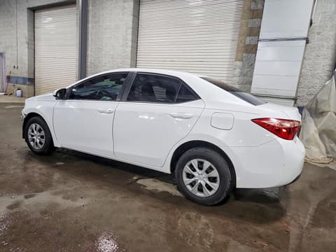 2018 Toyota Corolla, VIN 5YFBURHE3JP817391. Zdjęcie 2 z 6 z aukcji Copart. Katalog aut z USA OpenDataCar.