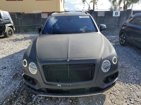 2017 Bentley Bentayga, VIN SJAAC2ZV2HC013821. Фото 5 из 6 с аукциона Copart. Каталог авто из США OpenDataCar.