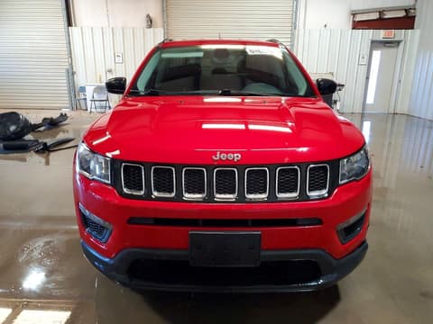 2018 Jeep Compass, VIN 3C4NJCAB4JT467897. Фото 5 з 6 з аукціону Copart. Каталог авто зі США OpenDataCar.