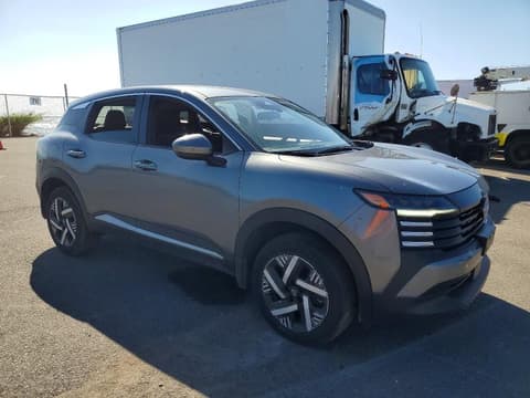 2025 Nissan Kicks, VIN 3N8AP6CA9SL314280. Фото 4 з 6 з аукціону Copart. Каталог авто зі США OpenDataCar.