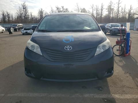 2014 Toyota Sienna, VIN 5TDZK3DC3ES478943. Фото 5 из 6 с аукциона Copart. Каталог авто из США OpenDataCar.