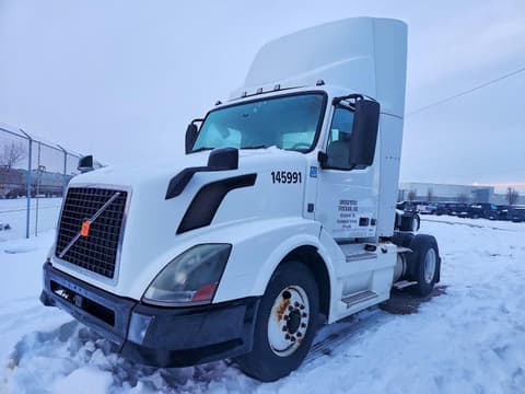 2012 Volvo VNL, VIN 4V4N39EG0CN556439. Фото 2 из 6 с аукциона Copart. Каталог авто из США OpenDataCar.