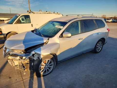 2016 Nissan Pathfinder, VIN 5N1AR2MMXGC665625. Фото 1 з 6 з аукціону Copart. Каталог авто зі США OpenDataCar.