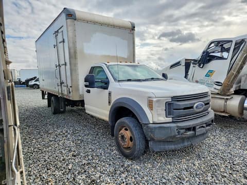 2018 Ford F-550 Super Duty, VIN 1FDUF5HY4JEB24103. Фото 4 з 6 з аукціону Copart. Каталог авто зі США OpenDataCar.