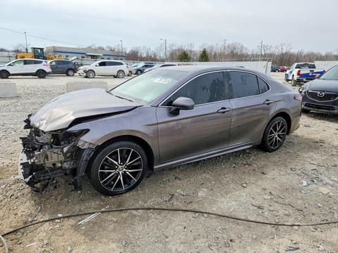 2021 Toyota Camry, VIN 4T1G11AK9MU479823. Фото 1 з 6 з аукціону Copart. Каталог авто зі США OpenDataCar.