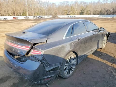 2019 Lincoln MKZ, VIN 3LN6L5F95KR617087. Photo 3 of 6 from Copart auction. OpenDataCar US salvage catalog.