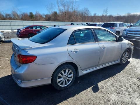 2010 Toyota Corolla, VIN 2T1BU4EEXAC472383. Фото 3 з 6 з аукціону Copart. Каталог авто зі США OpenDataCar.