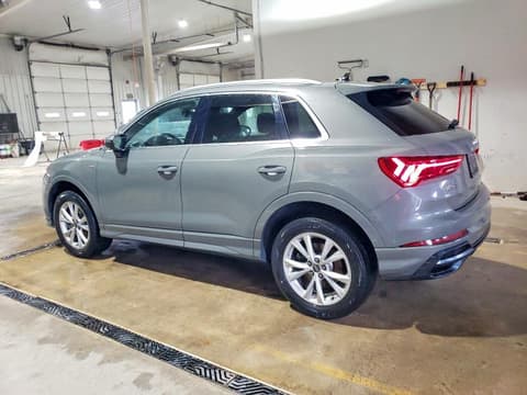 2021 Audi Q3, VIN WA1DECF33M1050827. Фото 2 з 6 з аукціону Copart. Каталог авто зі США OpenDataCar.