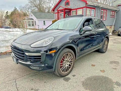 2015 Porsche Cayenne, VIN WP1AC2A20FLA80560. Фото 2 из 6 с аукциона Copart. Каталог авто из США OpenDataCar.