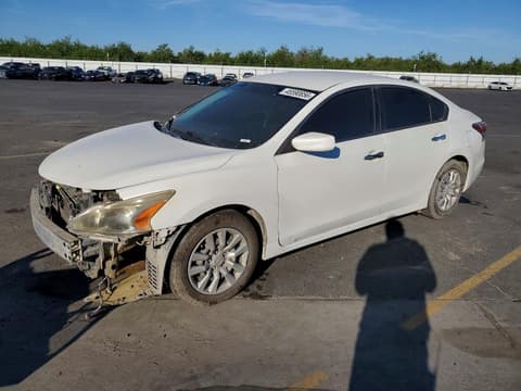 2014 Nissan Altima, VIN 1N4AL3AP7EN353053. Фото 1 з 6 з аукціону Copart. Каталог авто зі США OpenDataCar.