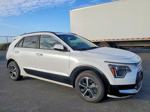 2023 Kia Niro, VIN KNDCT3LE3P5107201. Фото 4 з 6 з аукціону Copart. Каталог авто зі США OpenDataCar.