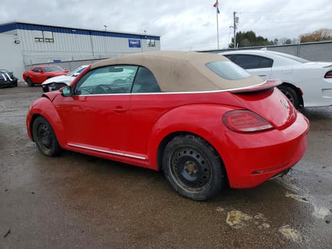 2018 Volkswagen Beetle, VIN 3VW5DAAT4JM517578. Фото 2 з 6 з аукціону Copart. Каталог авто зі США OpenDataCar.