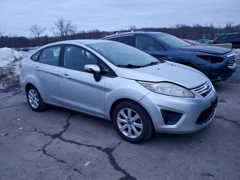 2013 Ford Fiesta, VIN 3FADP4BJ9DM206601. Фото 4 з 6 з аукціону Copart. Каталог авто зі США OpenDataCar.