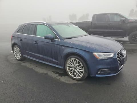 2018 Audi A3 e-tron, VIN WAUSPBFF7JA068039. Фото 4 из 6 с аукциона Copart. Каталог авто из США OpenDataCar.