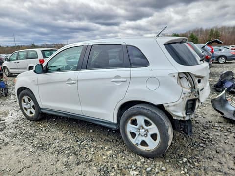 2014 Mitsubishi Outlander Sport, VIN 4A4AP3AUXEE013120. Photo 2 of 6 from Copart auction. OpenDataCar US salvage catalog.