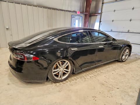 2013 Tesla Model S, VIN 5YJSA1AC3DFP11171. Фото 3 з 6 з аукціону Copart. Каталог авто зі США OpenDataCar.
