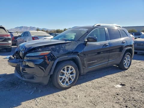 2017 Jeep Cherokee, VIN 1C4PJLCB8HW565972. Фото 1 з 6 з аукціону Copart. Каталог авто зі США OpenDataCar.