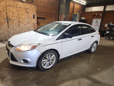 2014 Ford Focus, VIN 1FADP3E24EL346122. Фото 1 з 6 з аукціону Copart. Каталог авто зі США OpenDataCar.