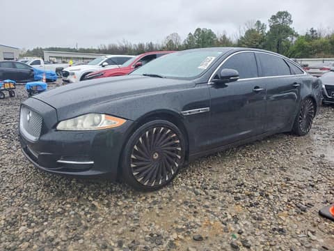 2013 Jaguar XJ-Series, VIN SAJWA2GE7DMV40031. Фото 1 из 6 с аукциона Copart. Каталог авто из США OpenDataCar.