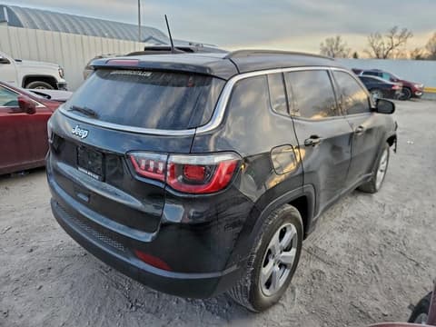 2020 Jeep Compass, VIN 3C4NJCBB0LT102053. Фото 3 з 6 з аукціону Copart. Каталог авто зі США OpenDataCar.