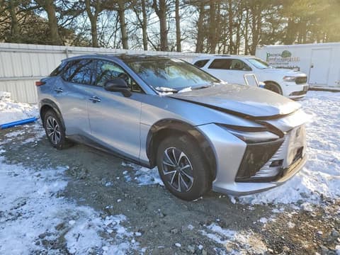 2024 Lexus RZ 300e, VIN JTJABABB1RA005537. Фото 4 из 6 с аукциона Copart. Каталог авто из США OpenDataCar.