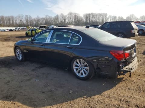 2013 Bmw 7 Series, VIN WBAYE4C58DD137136. Фото 2 з 6 з аукціону Copart. Каталог авто зі США OpenDataCar.