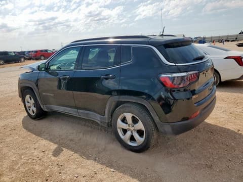 2021 Jeep Compass, VIN 3C4NJCBB8MT600437. Фото 2 з 6 з аукціону Copart. Каталог авто зі США OpenDataCar.
