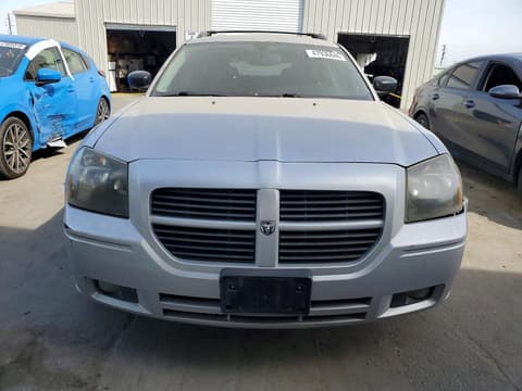 2005 Dodge Magnum, VIN 2D8FV48VX5H570224. Фото 5 з 6 з аукціону Copart. Каталог авто зі США OpenDataCar.