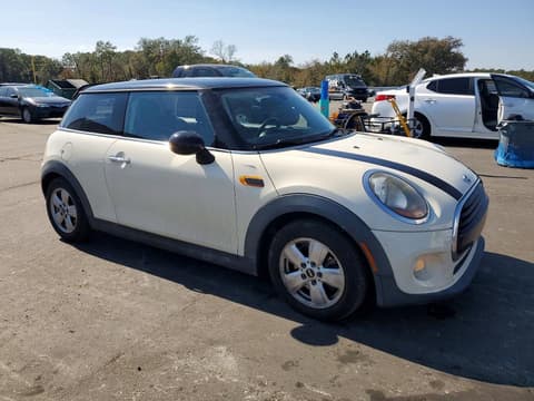 2016 Mini Cooper, VIN WMWXP5C52G3B76166. Фото 4 з 6 з аукціону Copart. Каталог авто зі США OpenDataCar.