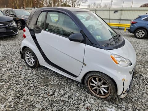 2015 Smart Fortwo, VIN WMEEJ9AA0FK830782. Фото 4 з 6 з аукціону Copart. Каталог авто зі США OpenDataCar.