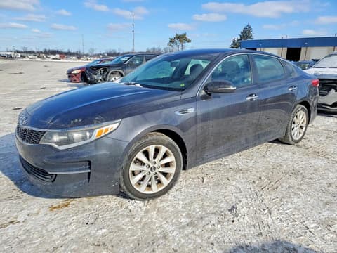 2017 Kia Optima, VIN 5XXGT4L30HG131202. Zdjęcie 1 z 6 z aukcji Copart. Katalog aut z USA OpenDataCar.