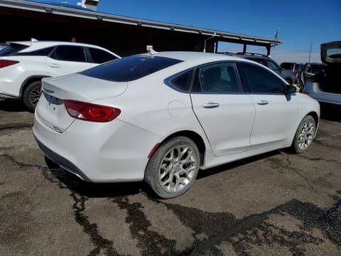 2015 Chrysler 200, VIN 1C3CCCEG3FN643258. Фото 3 из 6 с аукциона Copart. Каталог авто из США OpenDataCar.