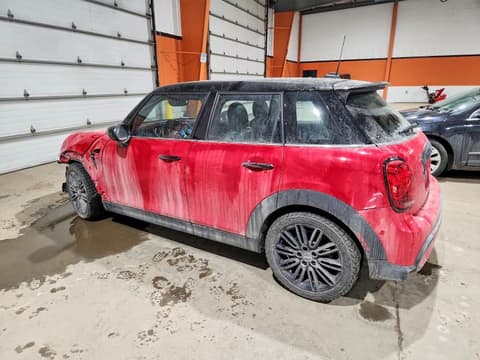 2023 Mini Cooper, VIN WMW53DK00P2U23951. Фото 2 з 6 з аукціону Copart. Каталог авто зі США OpenDataCar.
