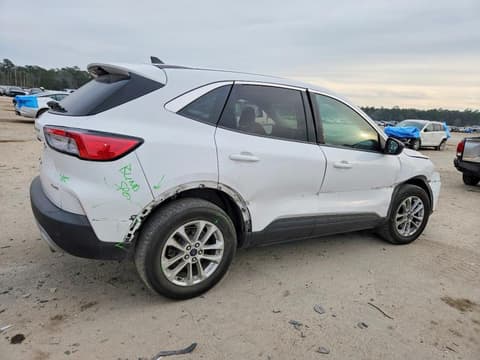 2022 Ford Escape, VIN 1FMCU9G64NUA72590. Фото 3 з 6 з аукціону Copart. Каталог авто зі США OpenDataCar.