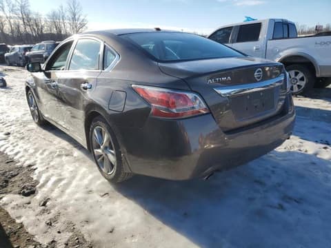 2015 Nissan Altima, VIN 1N4AL3AP4FC112029. Фото 2 з 6 з аукціону Copart. Каталог авто зі США OpenDataCar.