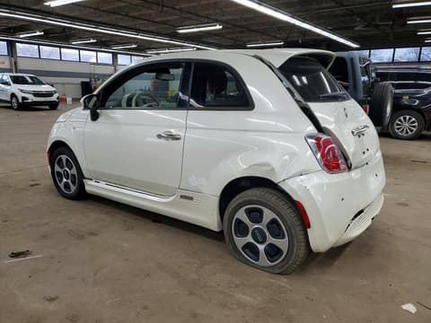 2013 Fiat 500, VIN 3C3CFFGE8DT751652. Фото 2 з 6 з аукціону Copart. Каталог авто зі США OpenDataCar.