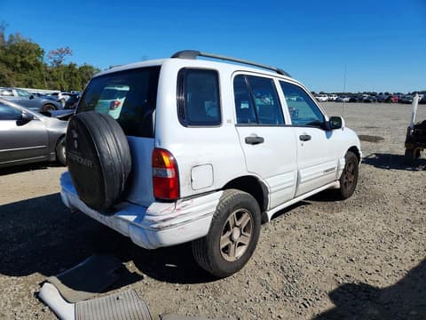 2003 Chevrolet Tracker, VIN 2CNBE634736920632. Фото 3 из 6 с аукциона Copart. Каталог авто из США OpenDataCar.