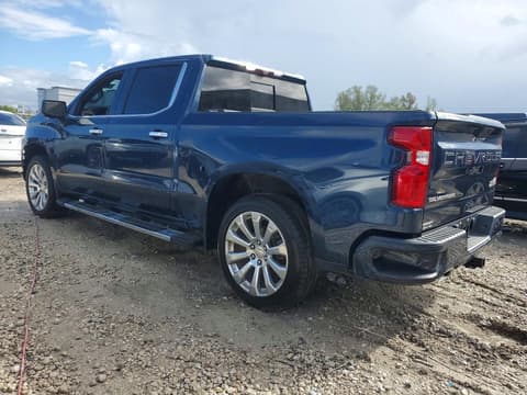 2021 Chevrolet Silverado, VIN 1GCUYHET5MZ273559. Фото 2 з 6 з аукціону Copart. Каталог авто зі США OpenDataCar.